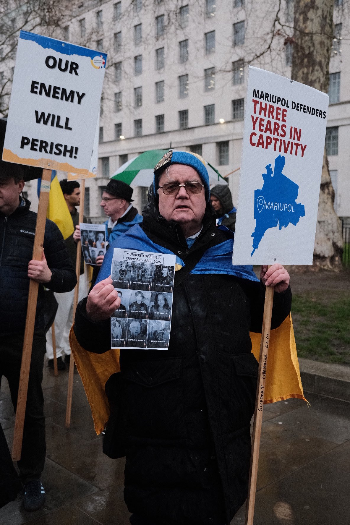 Mariupol remembrance action at Downing Street
