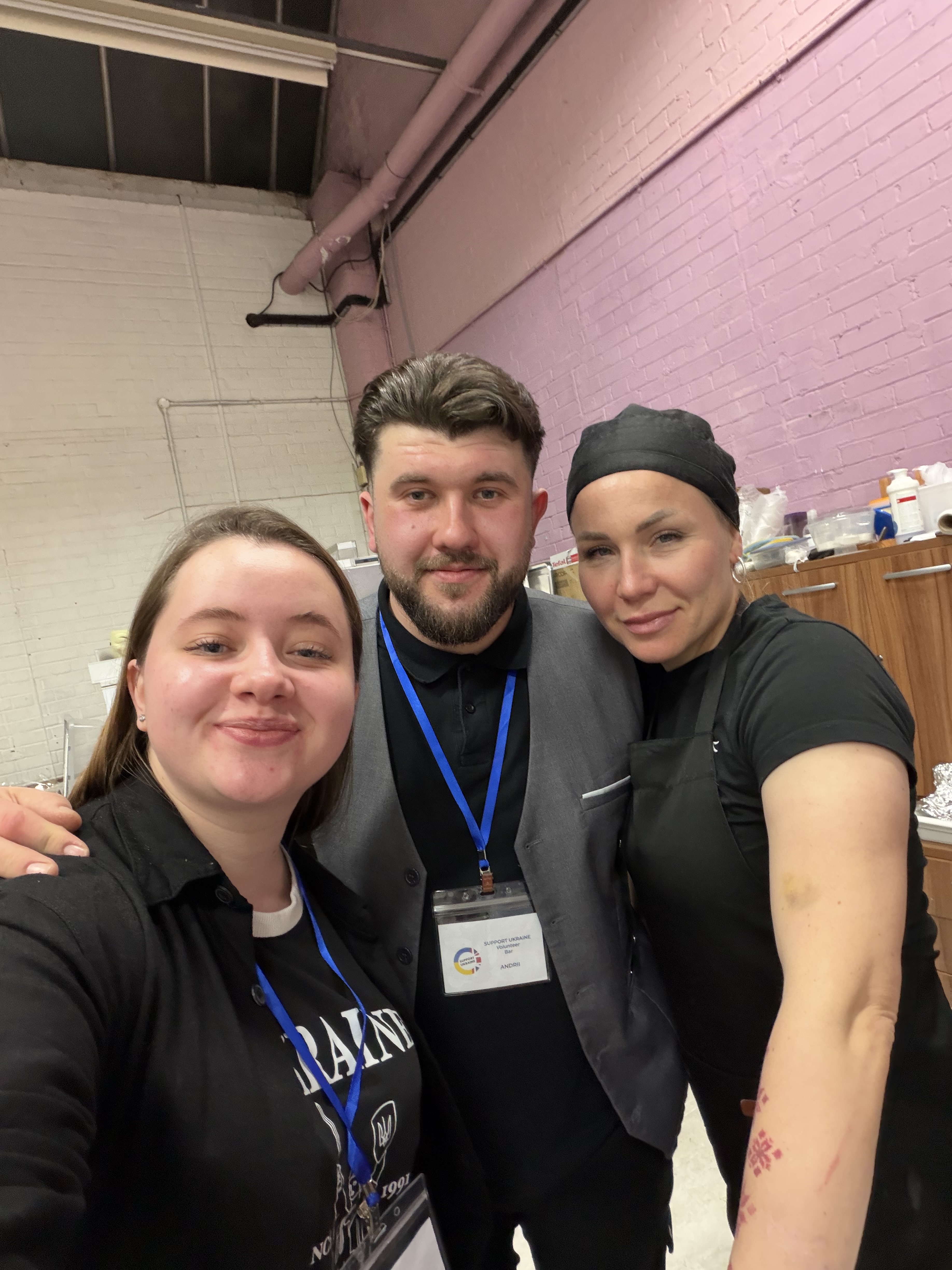 Support Ukraine volunteers behind the scenes at Eurovision