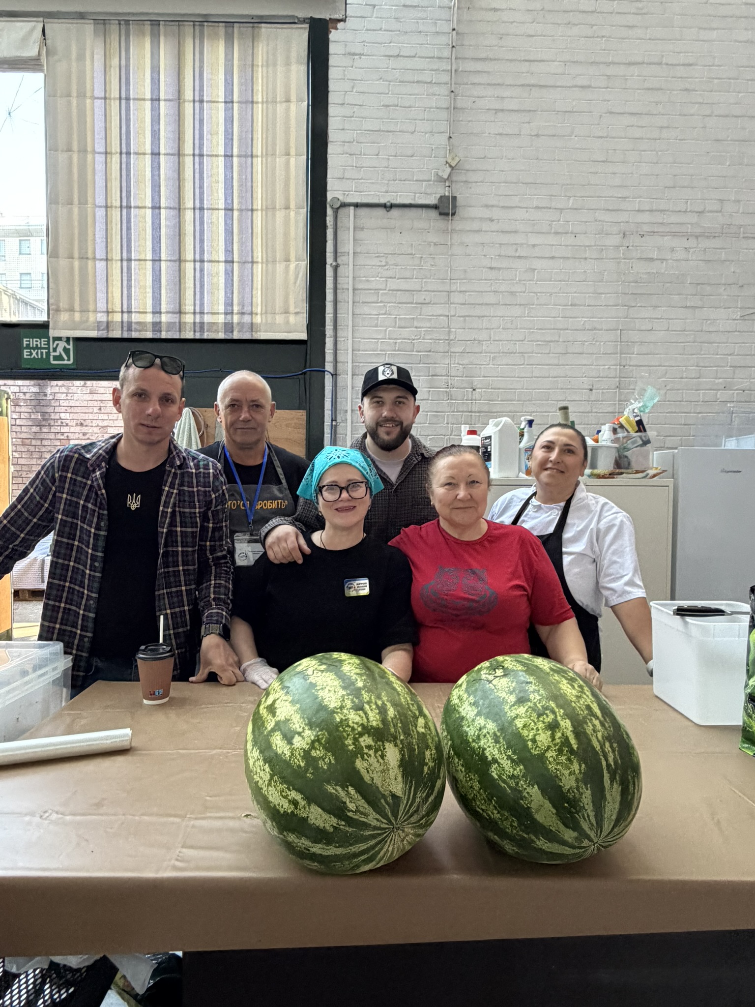 Support Ukraine volunteers during the Kherson watermelon initiative