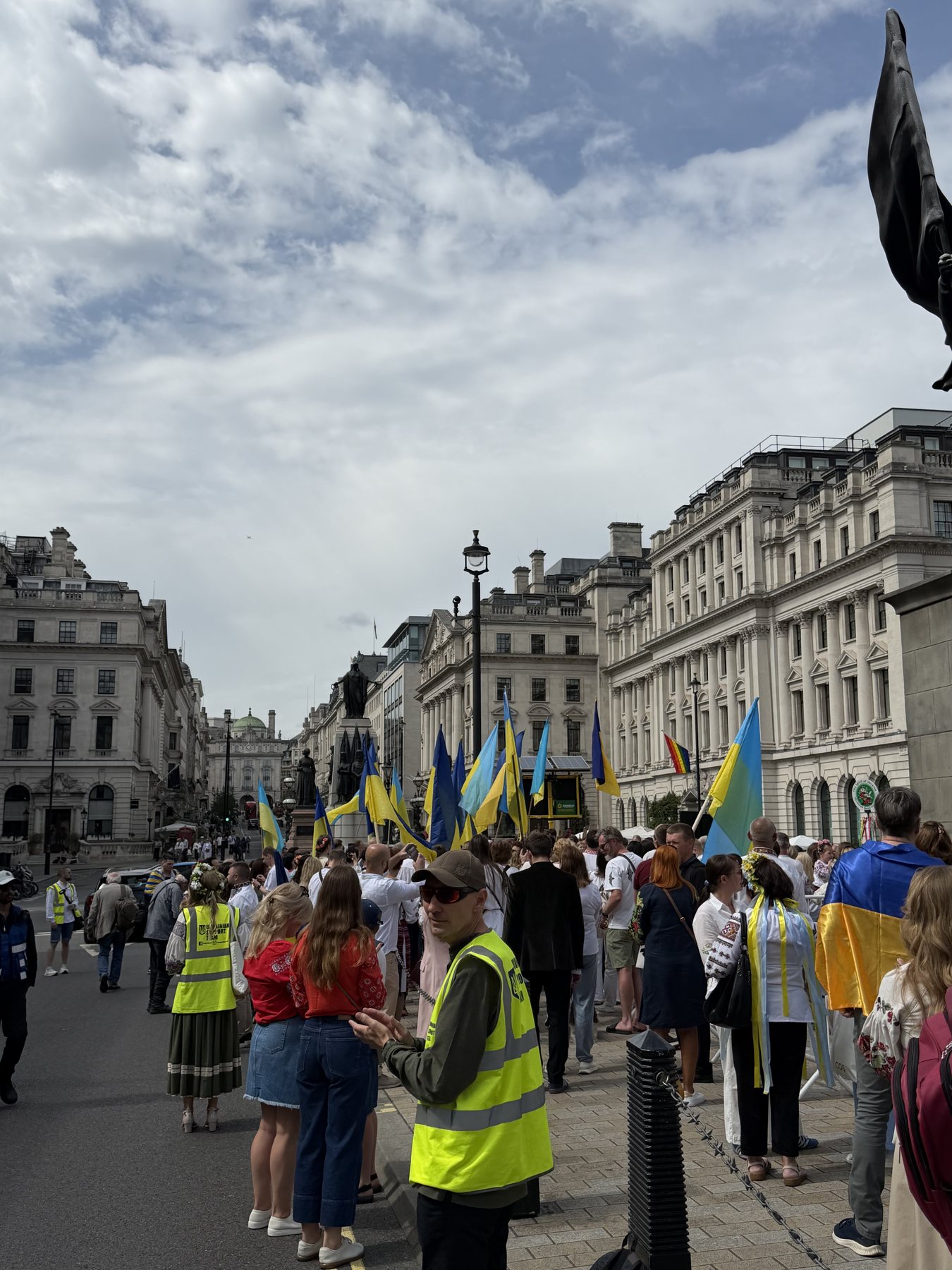 Support Ukraine volunteers behind the scenes at the Vyshyvanka March