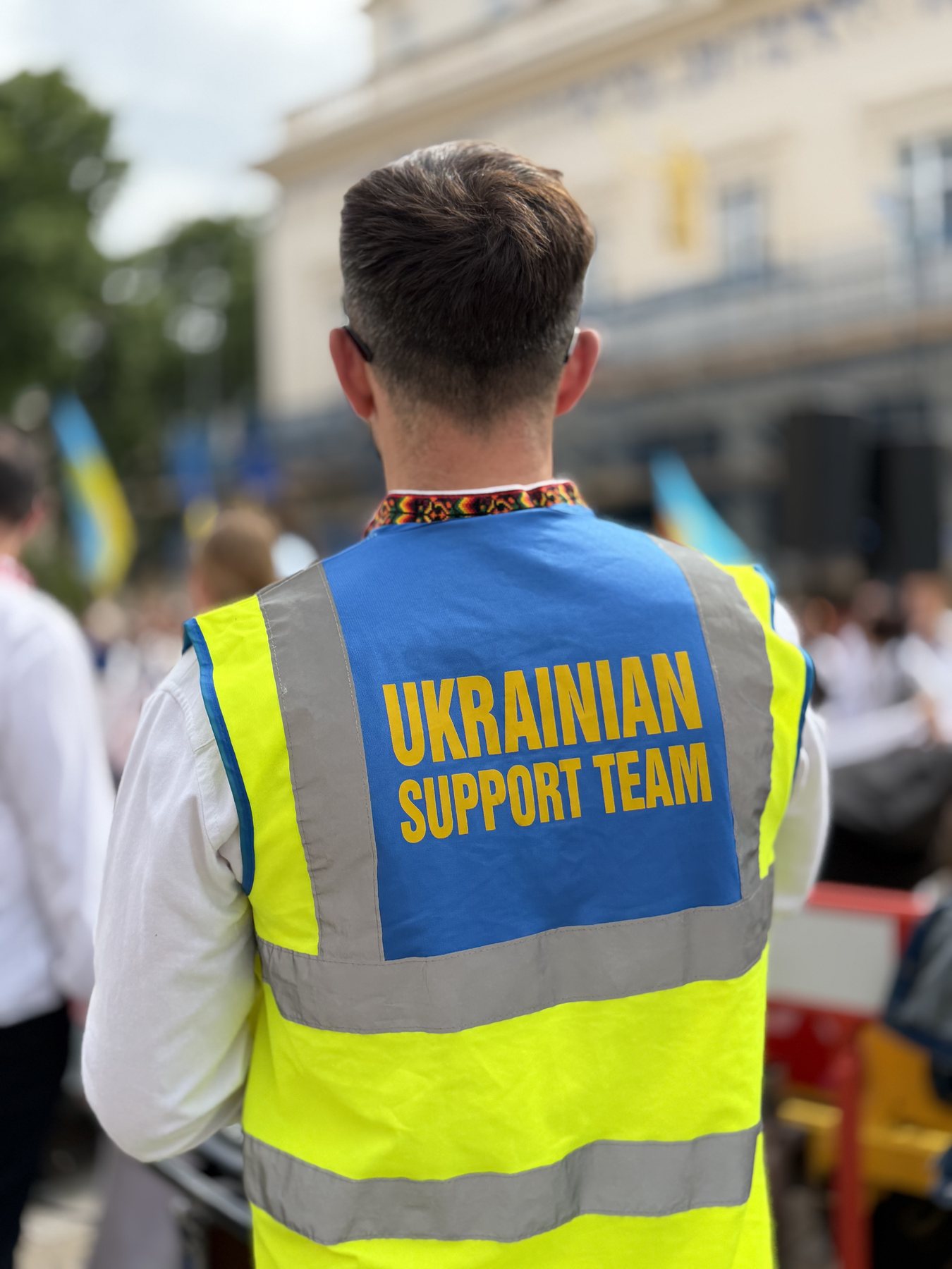 Support Ukraine volunteers behind the scenes at the Vyshyvanka March