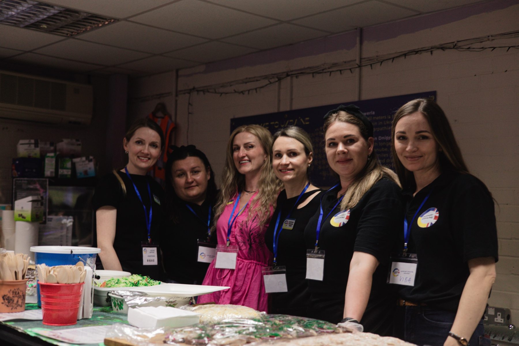Support Ukraine volunteers at a fundraising event